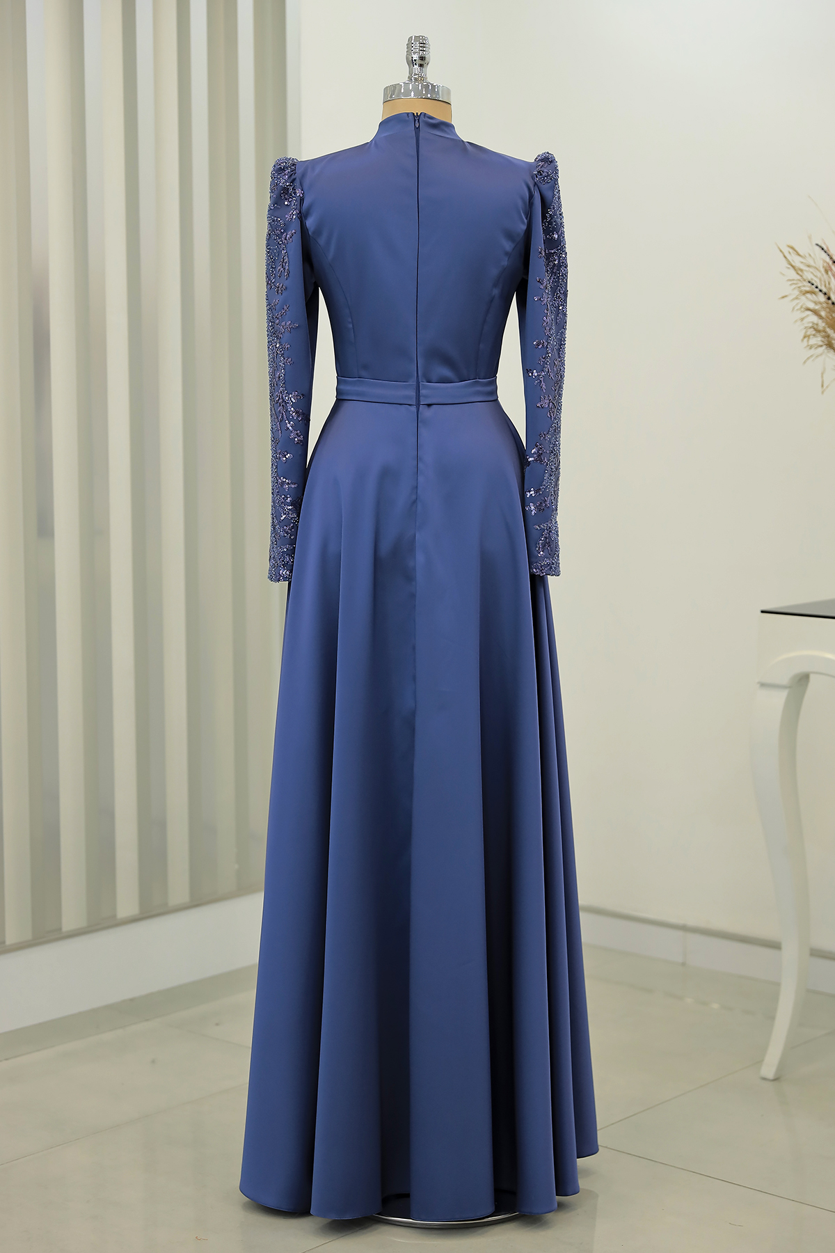 2022 Luxury High Neck Muslim Second Hand Evening Gowns With Pocket, Beaded  Sequins Embroidery, And Long Sleeves Perfect For Arabic Weddings And Proms  From Alegant_lady, $195.93 | DHgate.Com
