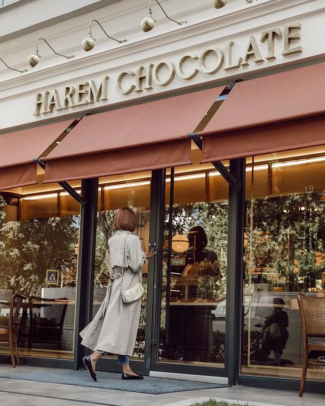 Harem-Chocolate-Shop
