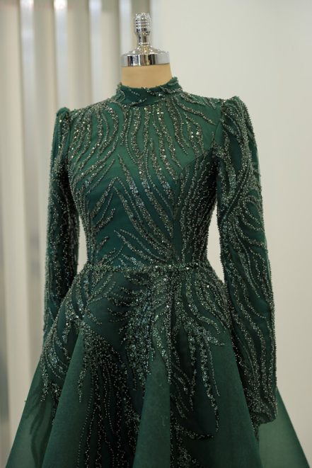 Embellished Neck With Cape Sleeves Evening Gown in Green