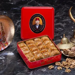 Walnut Classic Baklava (S Box) - Hafız Mustafa