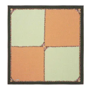 Colorful Turkish coffee filters with orange and green patterns in a black frame, perfect for brewing traditional Turkish coffee quickly and easily. Ideal for coffee lovers seeking authentic taste.