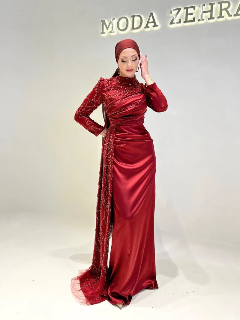 Design Mother of Pearl Hijab Evening Dress