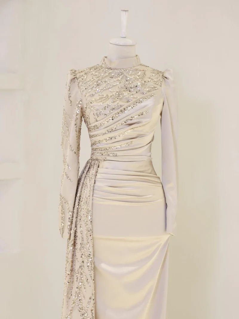 Design Mother-of-Pearl Modest Evening Dress