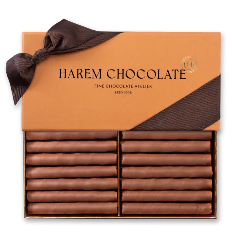 Delicious Harem Chocolate gift box with assorted fine Turkish chocolates wrapped in elegant packaging. Perfect for gifts or personal indulgence, shipped quickly from Turkey.