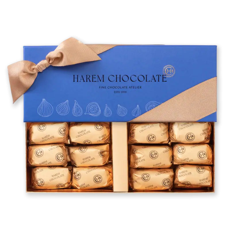 Elegant blue gift box of Harem Chocolate with beige ribbon and individually wrapped chocolates, perfect for gifting. Enjoy high-quality Turkish chocolates with fast shipping from Turkey.