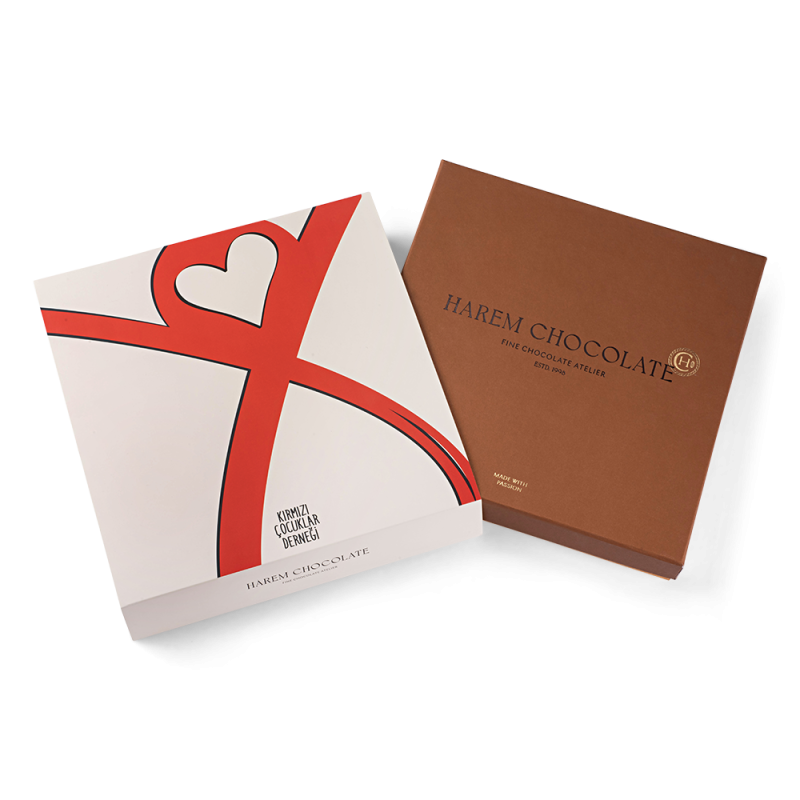 Red Children Box Premium Selection Box - Harem Chocolate