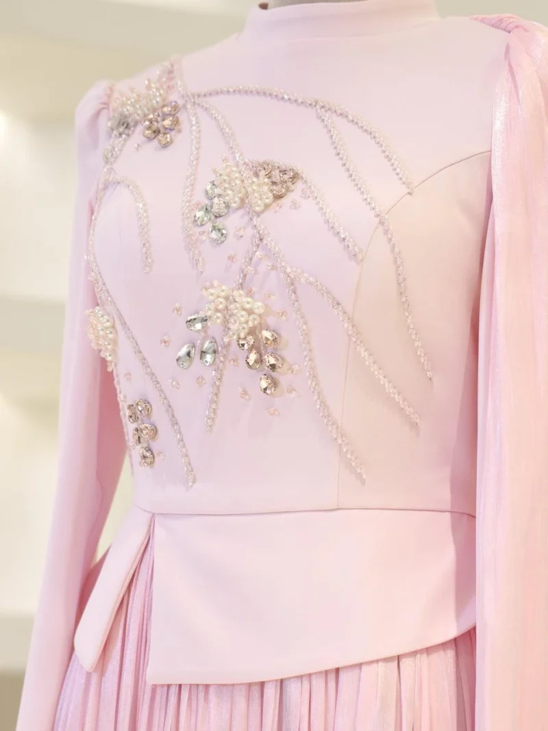 Avelora Modest Evening Dress