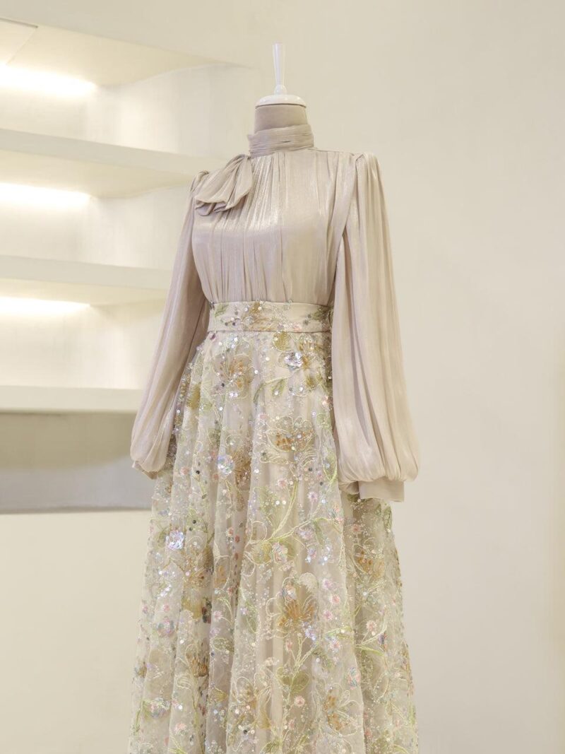 Lisbon Modest Set